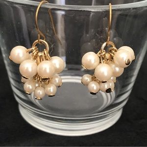 Pierced Earrings Simulated Pearl Cluster Dangle Drop Pearlcore Fish Hook